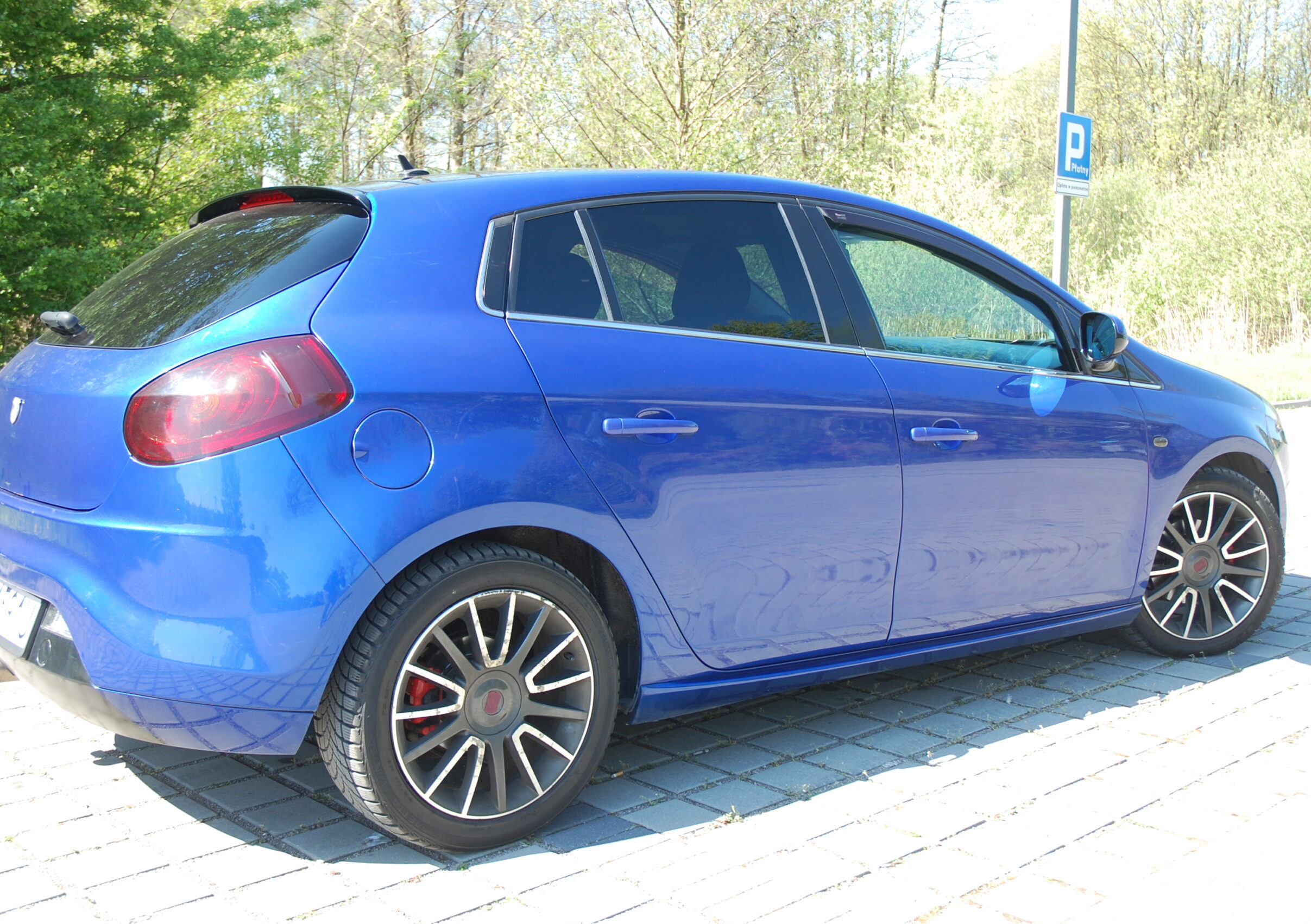 Pranie dywanów, tapicerki wszelakiej – EFEKT Częstochowa